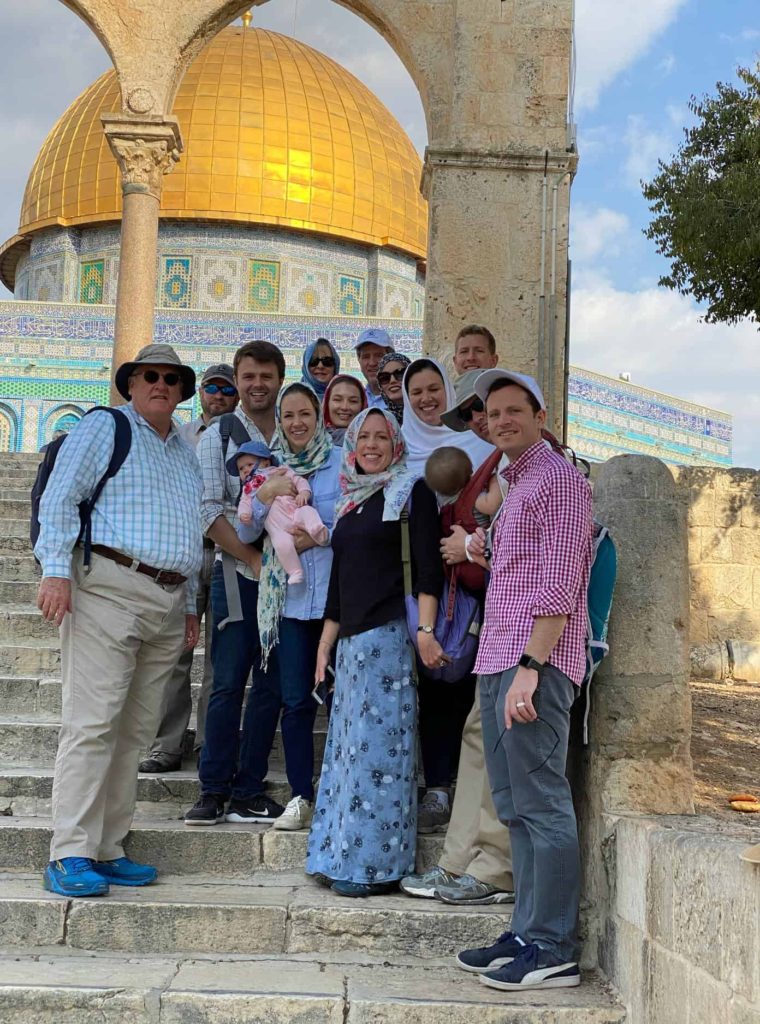 Tour group in front of Dome of the Rock